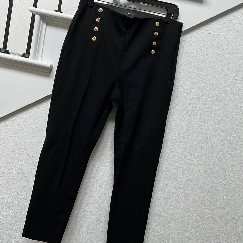 High- waisted black pants